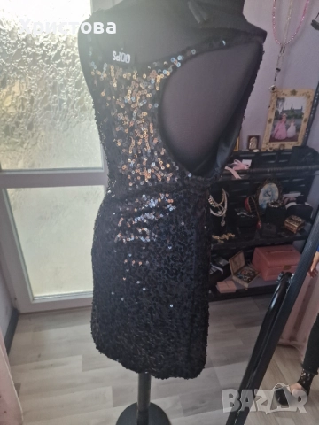 Черна рокля с пайети - М размер - 20,00лв., снимка 4 - Рокли - 52337315
