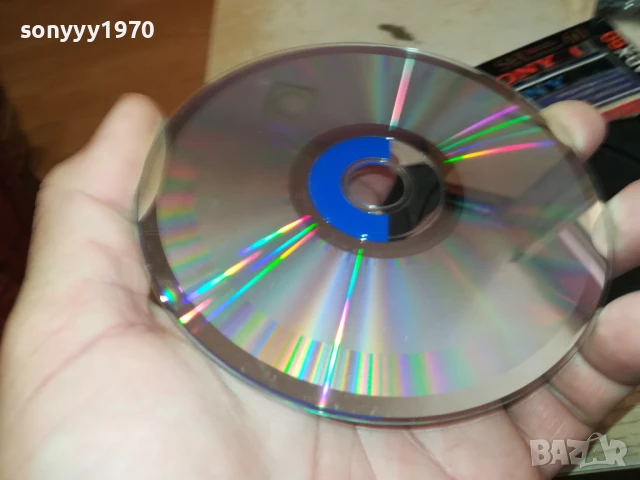 CLASSIC CHRISTMAS 2001 CD 2905250311, снимка 14 - CD дискове - 50465240