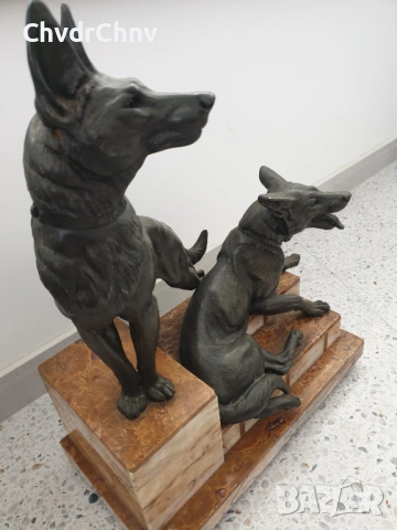 57см-20кг Carvin ЦAM статуетка/стара френска скулптура/фигура на кучета-немски овчарки, снимка 2 - Статуетки - 53483355