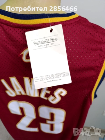 Мъжки потник Mitchell&Ness Cleveland Lebron James размер M, снимка 4 - Тениски - 52150586