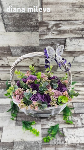 Кошница в лилаво с рози от пластичен сапун!!, снимка 8 - Декорация за дома - 53653950