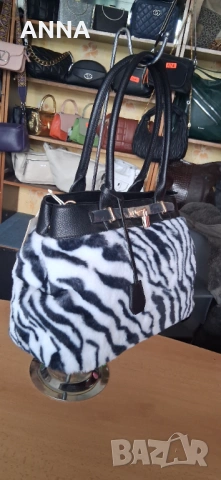 Луксозна дамска чанта , снимка 4 - Чанти - 52451587