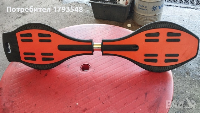Уейв борд / wave board  оранжево - черен  в много добро състояние дължина  86 см.