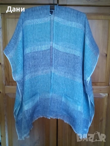 Дамско ленено пончо