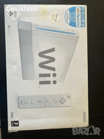 Конзола Wii с аксесоари и пет игри