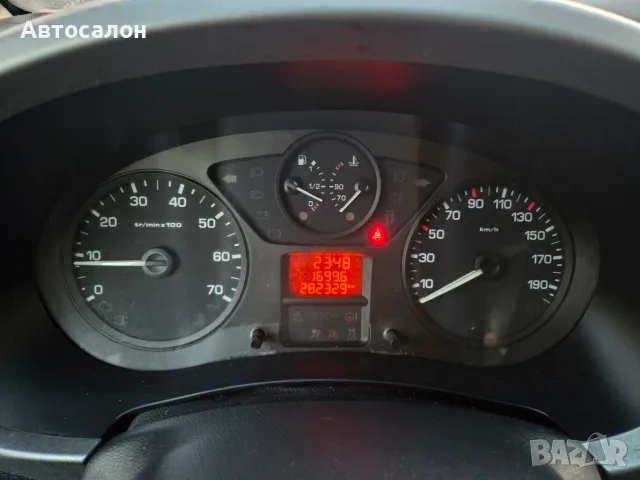 Ситроен Берлинго 1.6 HDI 2009г., снимка 9 - Автомобили и джипове - 56202846