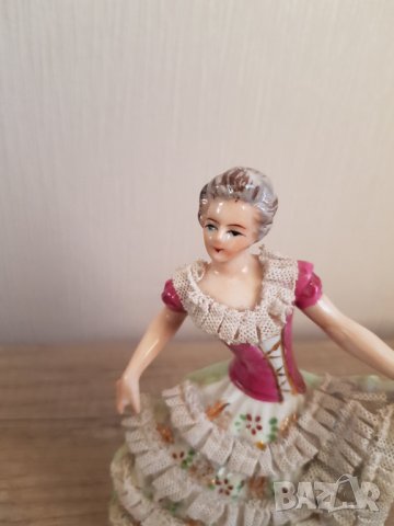 Японски порцелан фигура , снимка 2 - Колекции - 35665527