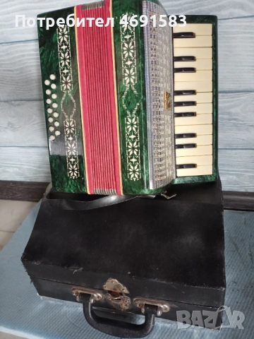Акордеон, снимка 4 - Акордеони - 53425428