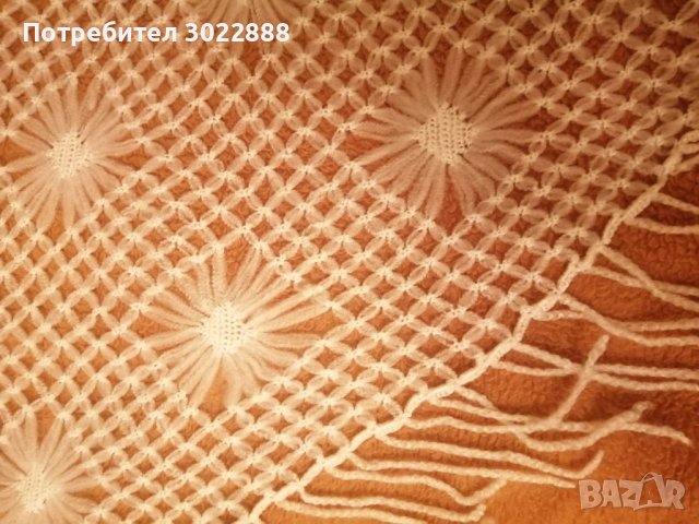 Шал за върху палто