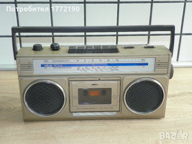 Мини стерео касетофон Silva 403 RC, снимка 2 - Радиокасетофони, транзистори - 41897868