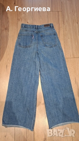 Широки дънки Benetton, снимка 2 - Детски панталони и дънки - 56054464