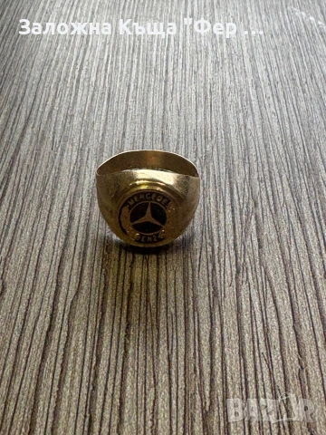 Златен мъжки пръстен