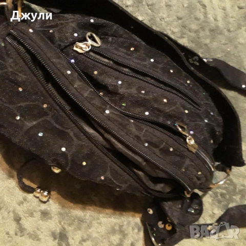 Спортна черна чанта, снимка 2 - Чанти - 52381754