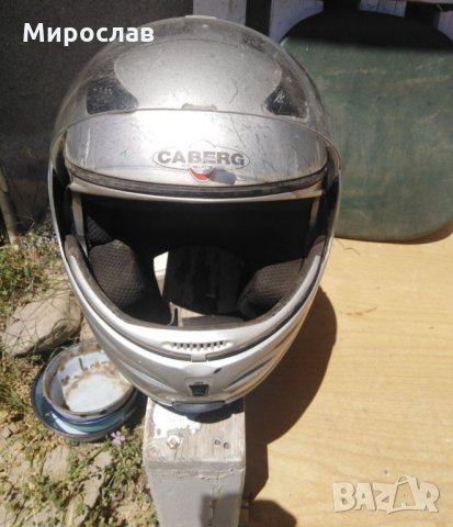 каска за мотор caberg + още една  подарък, снимка 4 - Аксесоари и консумативи - 34212398