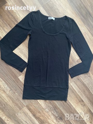 обикновена черна блузка туника, снимка 1 - Блузи с дълъг ръкав и пуловери - 28298012