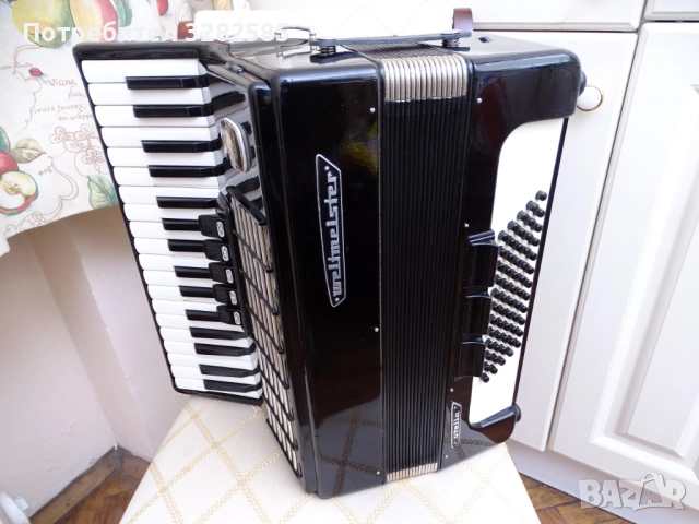 Акордеон Велтмайстер Стела 60 баса