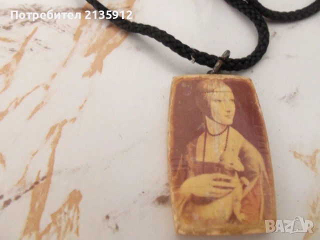 Сувенири-Мадона с хермелина+ Паметник в Шумен, снимка 2 - Други - 37970031