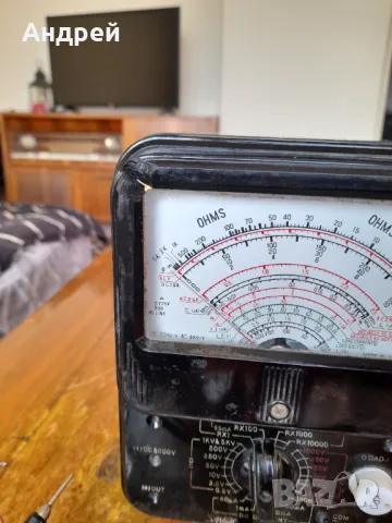 Стар мултицет Sanwa, снимка 4 - Антикварни и старинни предмети - 49260440