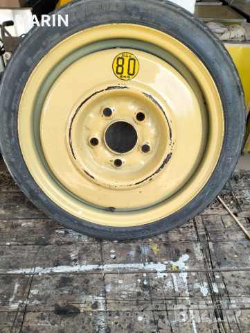 Резервна гума -патерица