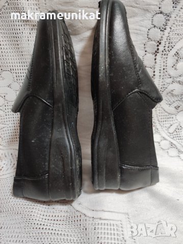 Дамски обувки черни, нови, номер 38, ниска платформа изгодно , снимка 3 - Дамски ежедневни обувки - 41224184