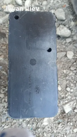 Вакуум Помпа Централно Заключване HELLA 357 962 257  за VW PASSAT