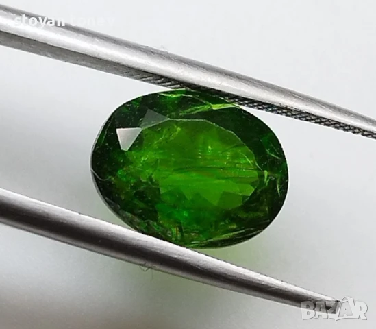 Цаворит с класическа форма и жив цвят 2.30кт.! Нов!, снимка 11 - Други - 50491331