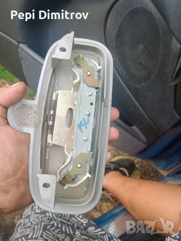 Плафон   Ford Focus I Hatchback (10.1998 - 12.2007), , снимка 2 - Части - 51293112