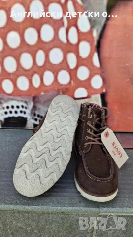 Английски детски  оригинални кец/боти от естествена кожа/велур Levi's, снимка 7 - Детски боти и ботуши - 52377347