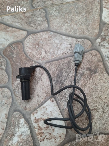 Датчик колянов вал ауди а4 б6, снимка 2 - Части - 50826605