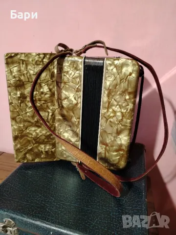 Акордеон  Barcarole/ Баркарола с калъф - 1964 г. , снимка 5 - Акордеони - 48149824