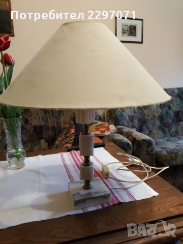 Настолна лампа, снимка 3 - Настолни лампи - 36112922