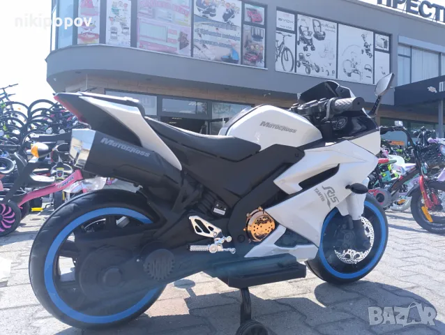 KAWASAKI Акумулаторен мотор MOTOCROSS, снимка 1