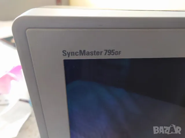 Монитор samsung!, снимка 4 - Монитори - 47721445