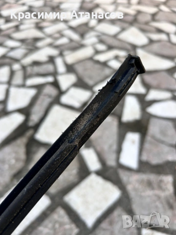 Дъждовни лайстни таван лява  за Тойота Авенсис T27 седан. 2009-2015г, снимка 2 - Аксесоари и консумативи - 53068851