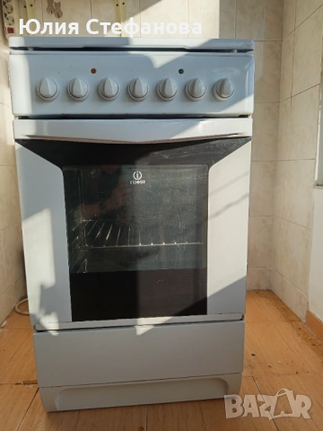 Готварска печка Indesit