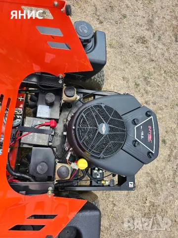 ТРАКТОРНА КОСАЧКА 18.КОНЯ BRIGGS&STRATTON/ НУЛЕВ ГРАДУС НА ЗАВИВАНЕ. КАТО НОВА , снимка 15 - Градинска техника - 56034485