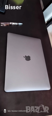 MacBook Air 13" M1 (2020) - Space Grey, 8GB RAM, 256GB SSD, снимка 12 - Лаптопи за дома - 52488507