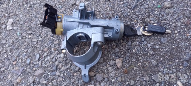 Контактен ключ Mitsubishi Colt IV