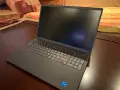 Лаптоп Dell Vostro 3520, снимка 1