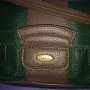 MING Тъмно зелена кожена чанта с кафяво, снимка 1