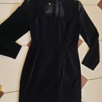 Плюшена рокля черна, снимка 1 - Рокли - 41808337