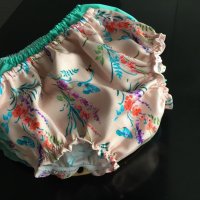 Бебешки гащички с къдри , снимка 16 - Панталони и долнища за бебе - 36860158
