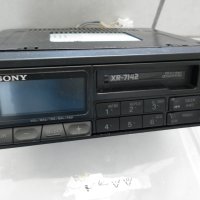 Продавам авторадиокасетофон Sony XR 7142 , снимка 1 - Аксесоари и консумативи - 44180861