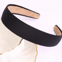 Черна диадема от плат, среден размер , снимка 1 - Аксесоари за коса - 39263096