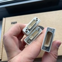 Кабел за видеокарта DMS-59 към DVI-I MOLEX, снимка 3 - Кабели и адаптери - 42590572