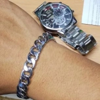 Кварцов часовник с гривна от неръждаема стомана, подарък за него, снимка 2 - Мъжки - 44581585