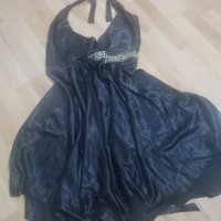 Черна сатенена рокля с прехвърляне, снимка 2 - Рокли - 44247489