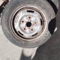 Резевна гума , снимка 1 - Гуми и джанти - 40138352