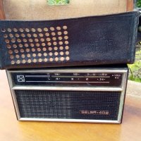 Ретро радио ,,SELGA " made in USSR , снимка 2 - Радиокасетофони, транзистори - 41303264