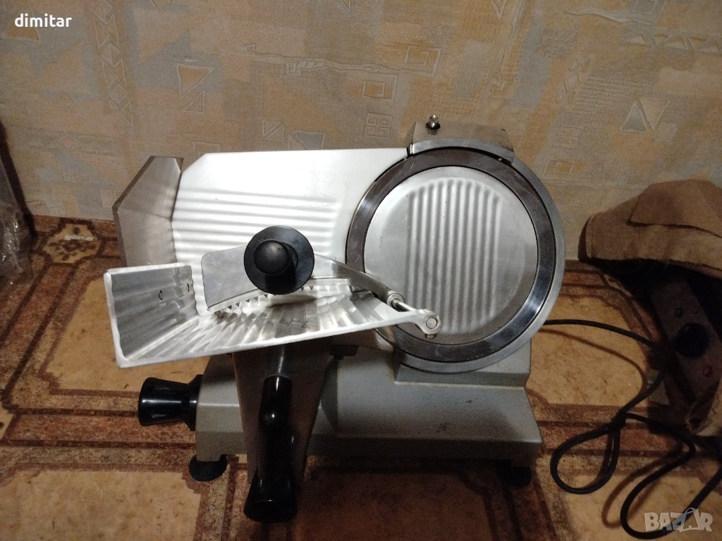 Слайс машина с точило за заведения , снимка 1